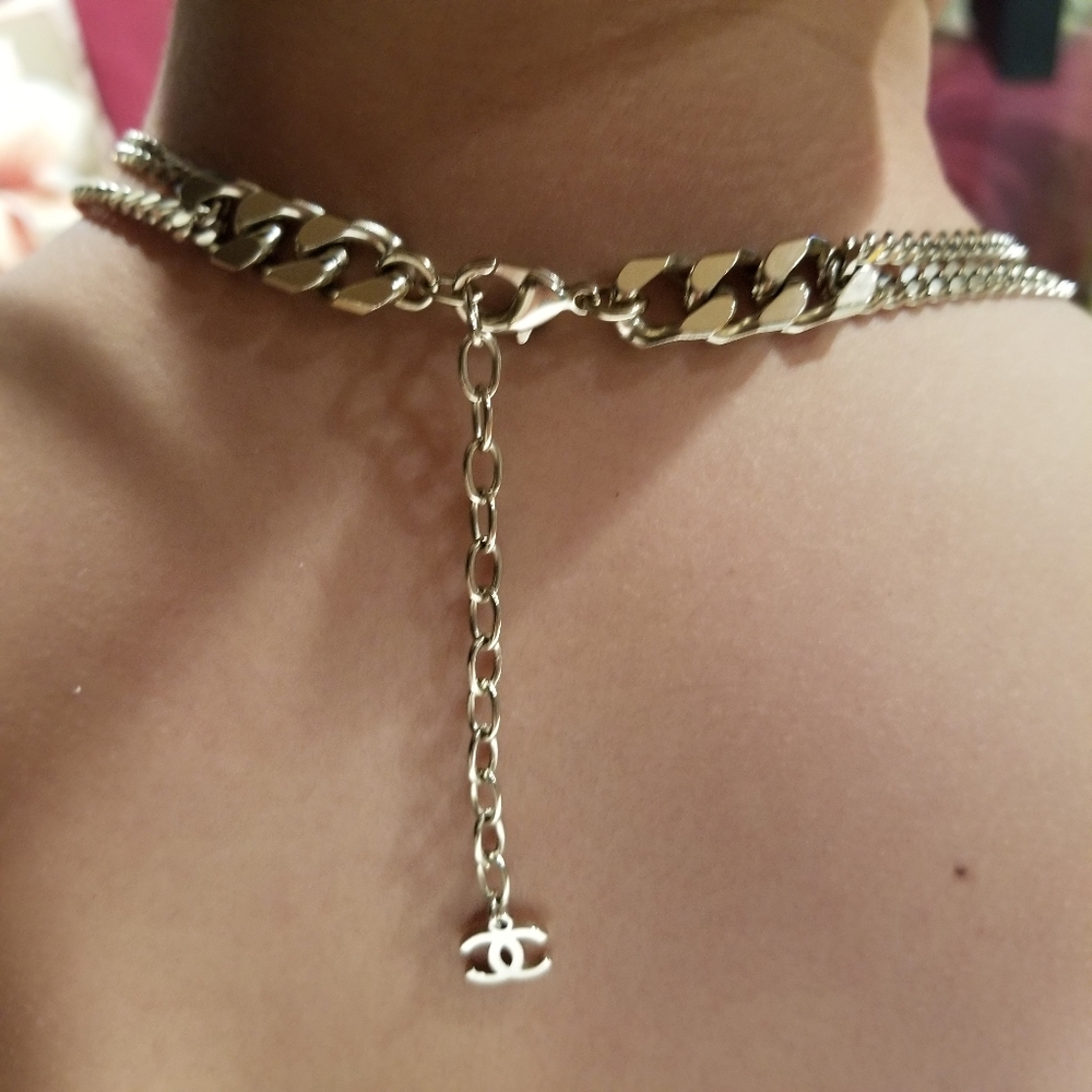 Chanel 2 tone Choker - Picture 2 of 7